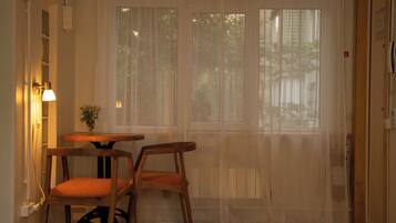 Tomannsrom, byutsikt | Innvendig