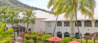 Salt Sand Retreat 1BR Resort Spa