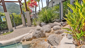 Apartment | 1 bedroom, Internet - Palm Cove Studio Pools Spa Bar (Cairns)
