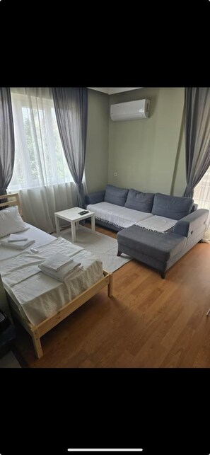 Lejlighed - ikke-ryger - balkon | Arbejdsområde til bærbare computere, lydisolering, gratis Wi-Fi