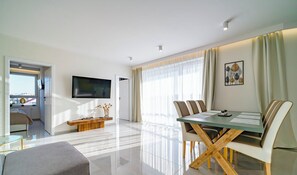 Comfort Apartment (WH 224) | In-room dining