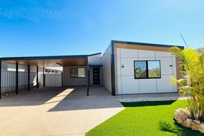 Exterior - Haven 24 - Marina Home (Exmouth)