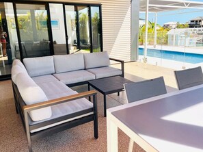 Outdoor dining - Haven 24 - Marina Home (Exmouth)