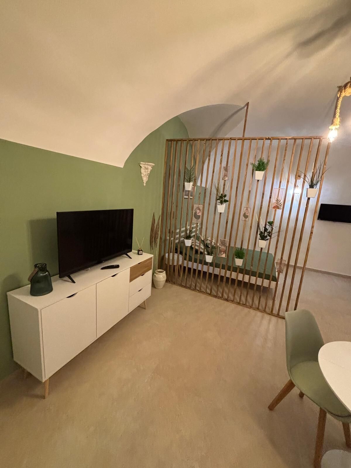 1 chambre, fer et planche à repasser, Wi-Fi, draps fournis