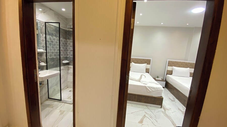 Memphis Cairo Residence