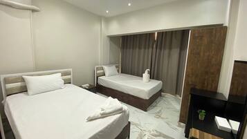 Apartamento Premium, 3 habitaciones, vistas al jardín | Ropa de cama hipoalergénica, tabla de planchar con plancha, wifi gratis