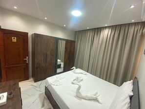 مكواة/لوح كي وواي فاي مجانًا