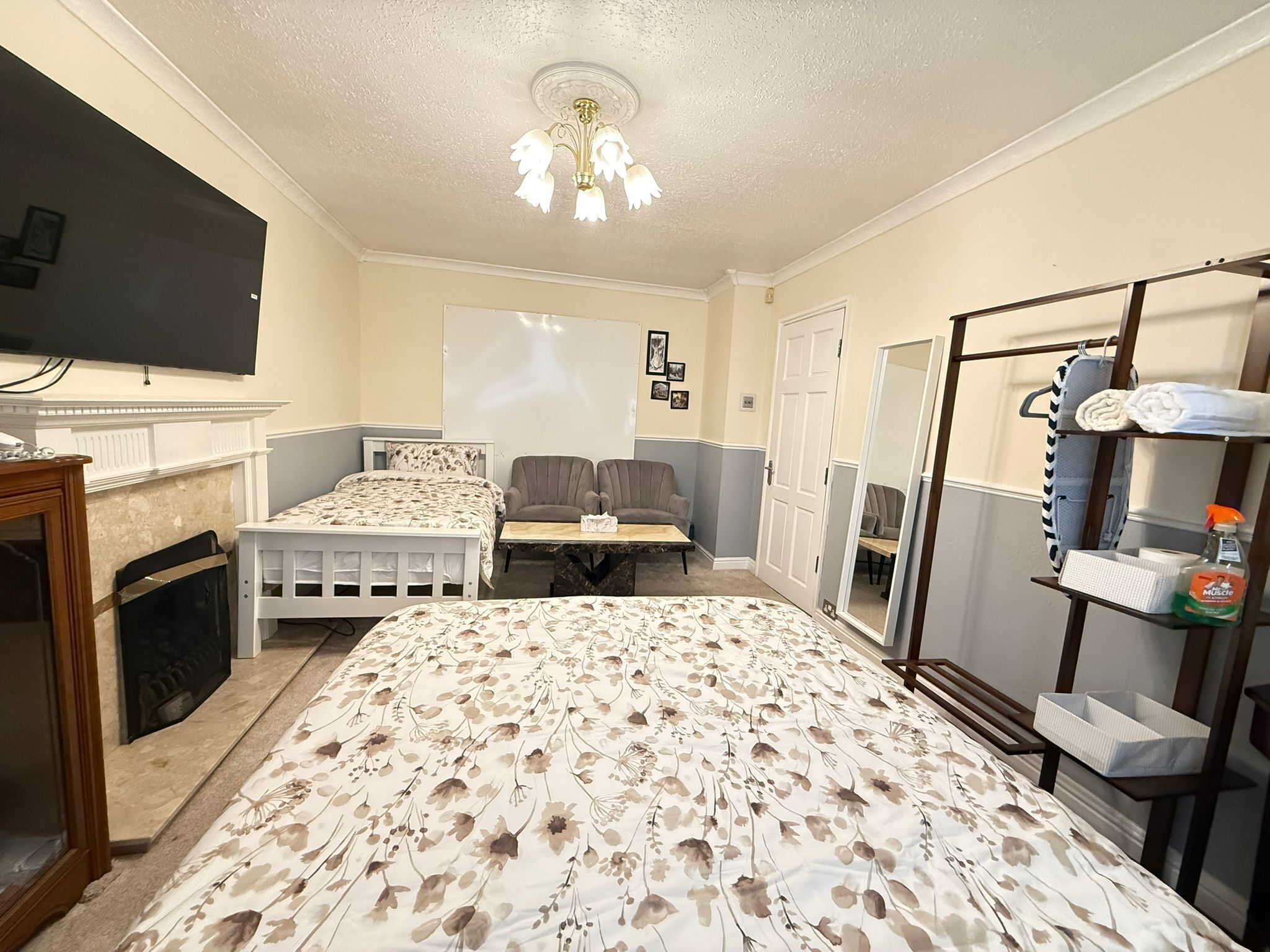 Tremannsrom – deluxe, utsikt mot bukt | Strykejern/-brett og wi-fi (inkludert)