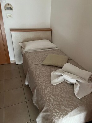 Íróasztal és ingyenes wifi