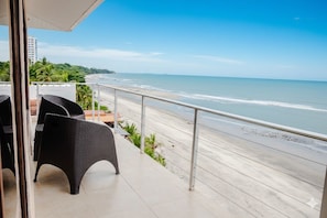 Superior studio suite, uitzicht op oceaan | Terras