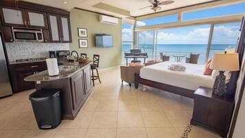 Suite estudio superior, 1 cama de matrimonio grande, cocina, vistas al mar | Wifi gratis