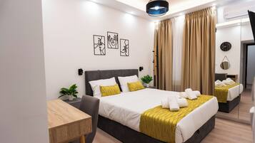 Iron/ironing board, free WiFi, bed sheets