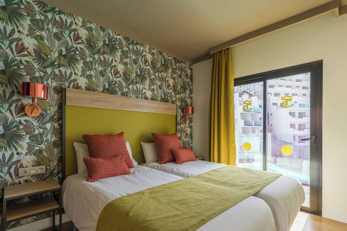 Habitación clásica, balcón | Caja de seguridad en la habitación