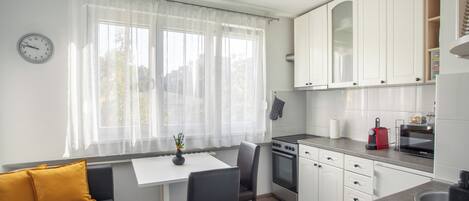 Microonde, forno, piano cottura