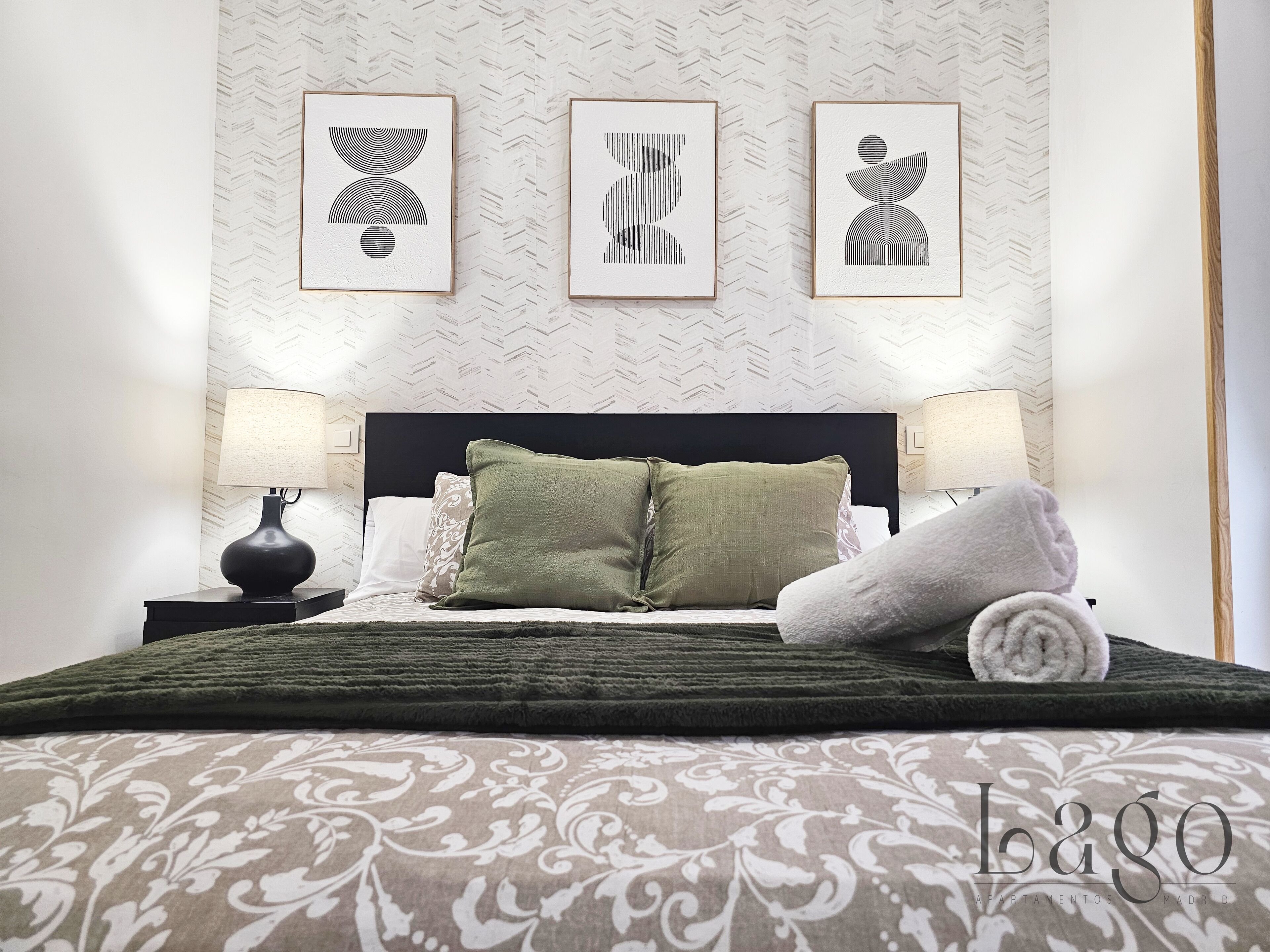 1 chambre, fer et planche à repasser, lit parapluie, Wi-Fi gratuit