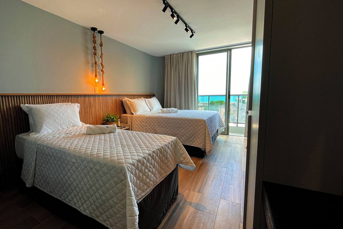 Habitación Deluxe doble, vistas parciales al mar | Wifi gratis