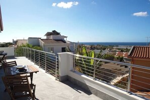 Outdoor dining - Grecale - Sa Domu de Jana (Quartu Sant'Elena)