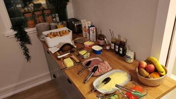 Tägliches inbegriffenes Frühstücksbuffet