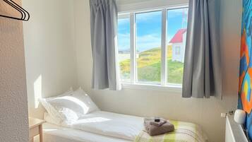 Basic Single Room, City View | Free WiFi