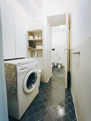 Apartment, Mountain View | Bathroom - Villa Scurati (Brunate)
