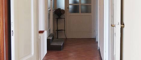 Apartment, Mountain View | Living area