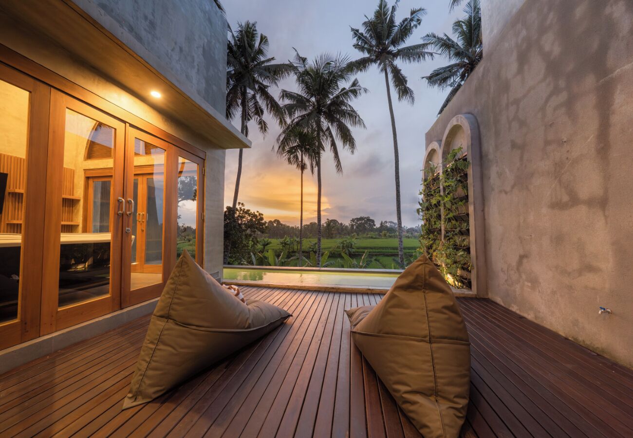 Työpöytä, ilmainen Wi-Fi