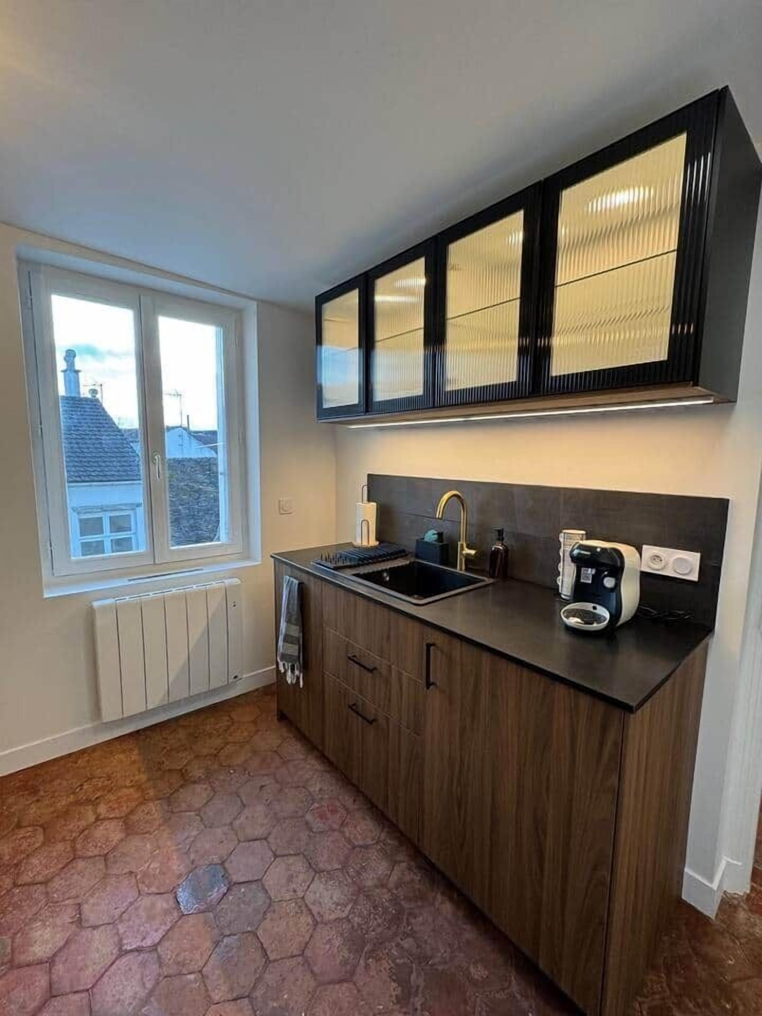 Réfrigérateur, four, plaque de cuisson, lave-vaisselle