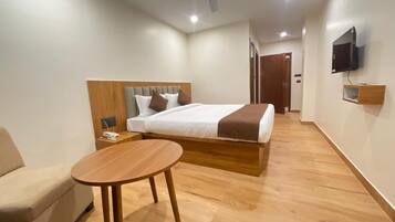 Deluxe Double Room | Seterika/papan seterika, Wi-fi percuma