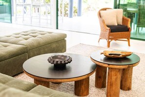 Interior - Beachside on Pacific (Mission Beach)