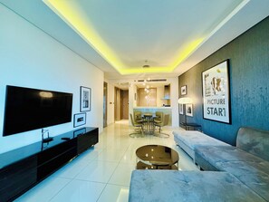 Living area - Venduras Cozy 1BR at Damac Tower (Dubai)