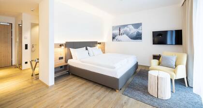 Modern studio for 2 people