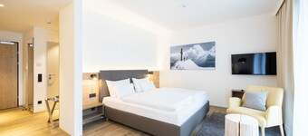 Modern studio for 2 people