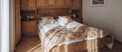 Apartment, 2 Bedrooms | Premium bedding, in-room safe, individually decorated, desk