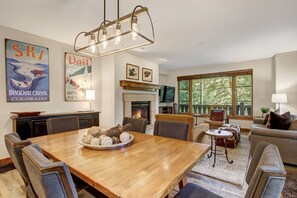 Condo, 2 habitaciones | Restaurantes