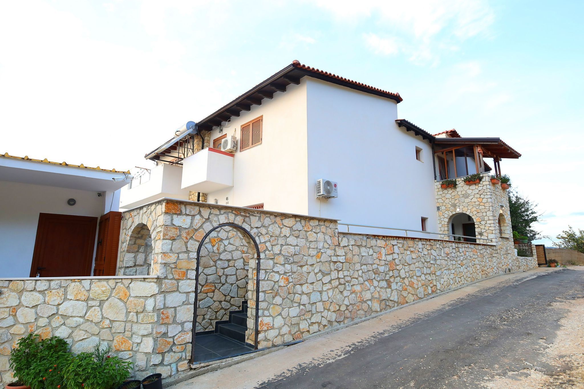 Fachada de la propiedad