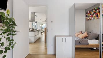 2 chambres, fer et planche à repasser, Wi-Fi, draps fournis