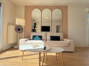 Smart TV - Le Penthouse Pesaro C - Concert Celine DION (Nanterre)