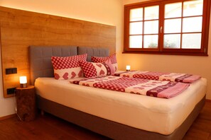 2 Schlafzimmer, WLAN, Bettwäsche, Rollstuhlgeeignet