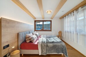 2 quartos, Wi-Fi, roupa de cama, acesso para cadeiras de rodas