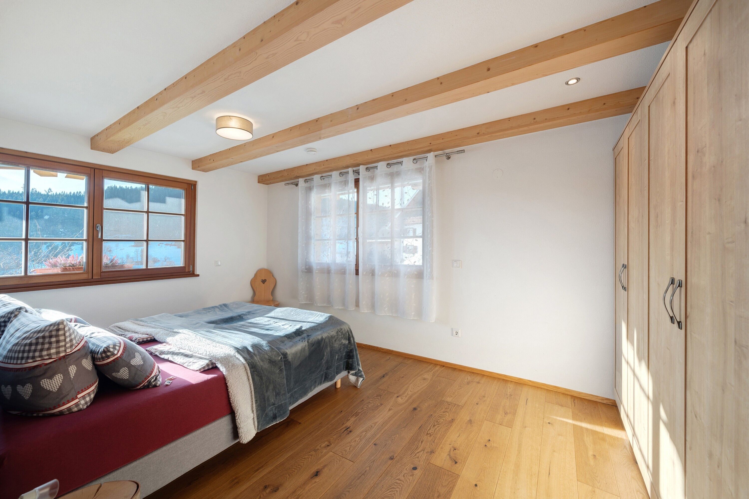 2 間睡房、Wi-Fi、床單、方便輪椅出入