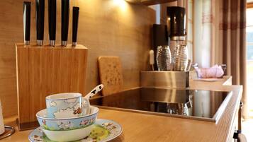 冰箱、烤箱、炉灶、洗碗机