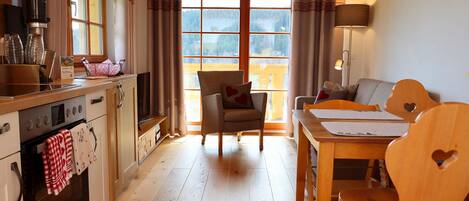 Kühlschrank, Ofen, Herdplatte, Geschirrspüler