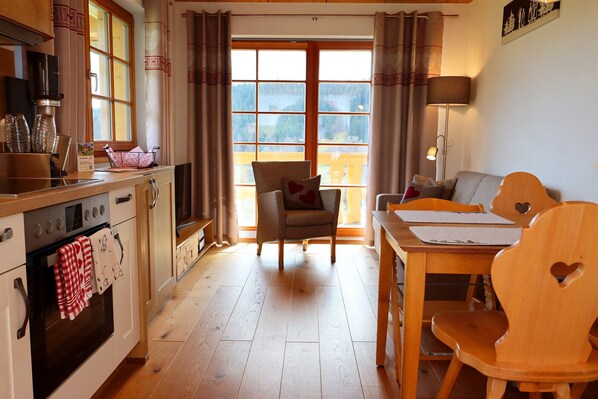 冰箱、烤箱、炉灶、洗碗机