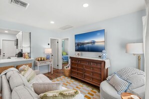 Interior - 702 Young Street (Melbourne)