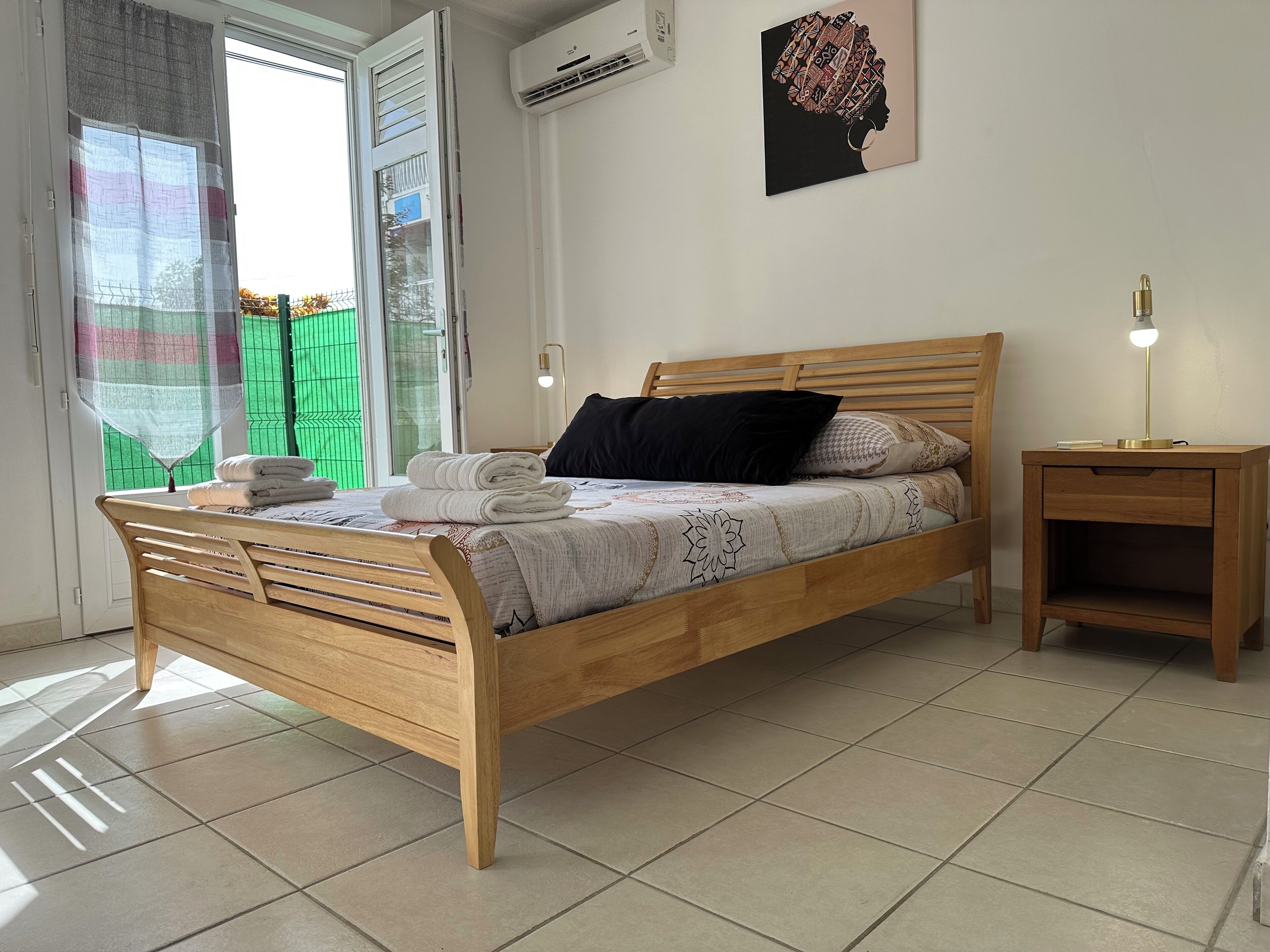 1 camera, ferro/asse da stiro, Wi-Fi, lenzuola