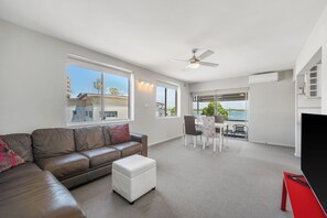 TV - Its all about location! (Port Macquarie)