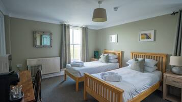 Standard Twin Room (Room 1) | WiFi (free)
