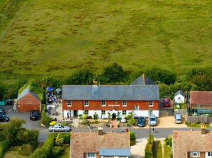 المنشأة من الخارج