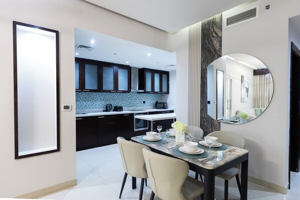 Dining - Stylish 2BR Business Bay Pool Access (Dubai)