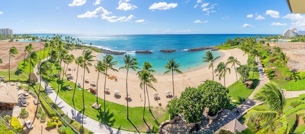 On the beach - Brand New Rental Direct Ocean Front Ko Olina Beach Villas (Kapolei)